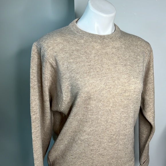 L.L. Bean Classic Lambswool Pullover Sweater size Small - Picture 2 of 6